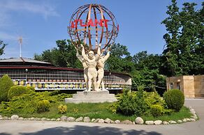 Atlant Holiday Village