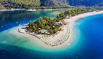 Yediburunlar Lighthouse Boutique Hotel & Restaurant