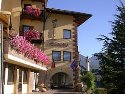 Hotel Corona