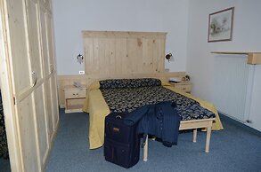 Hotel Corona