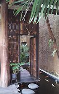 Rustic Hut in Seminyak Bali