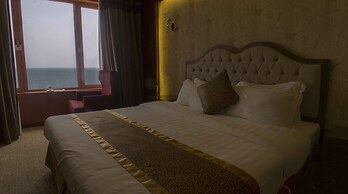 Al-Borg Al-Watheer Serviced Apartments