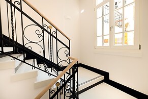 Antigon Urban Chic Hotel