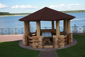 Country Club Pihtovoe
