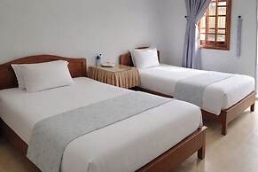 Phong Lan Guesthouse