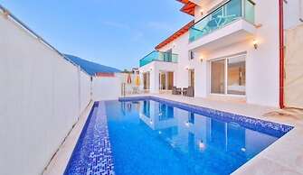 Kas 3 Bedrooms Villa With Private Pool