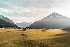 PUREST Alpine Hideaway