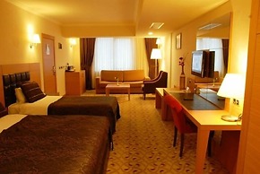 Grand Simay Hotel