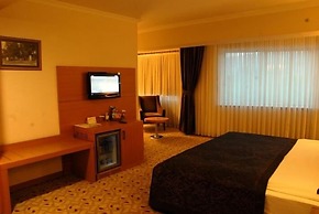 Grand Simay Hotel