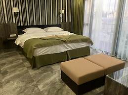 Alana Royal Hotel