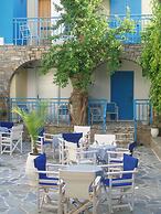 Aratos Hotel