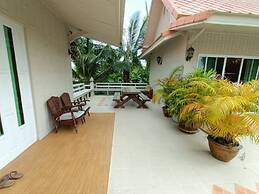 Aob-Oun Homestay