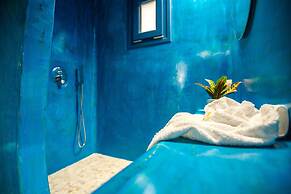 Amera Suites