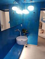 Amera Suites