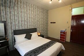Tom Tom B&B