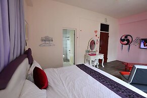 Tom Tom B&B