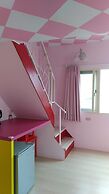 Alice Wonderland B&B
