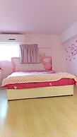 Alice Wonderland B&B