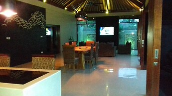 Gili Palms Villas