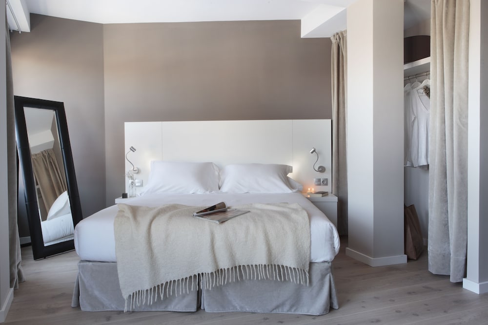 Apartments Rambla 102