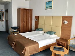 Sochi Breeze Spa Hotel