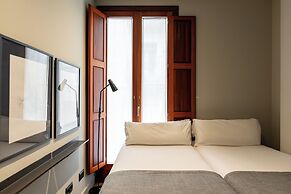 Uma Suites Barceloneta Beach