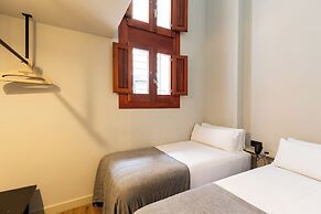 Uma Suites Barceloneta Beach
