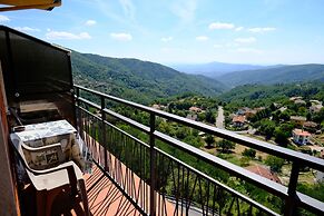 Amelia Dream View