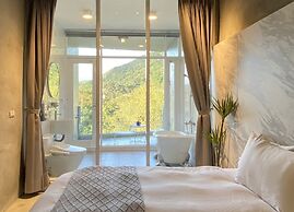 Sunnyroom