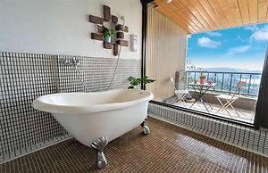 Sunnyroom