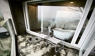 Sunnyroom