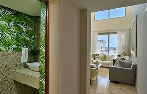 Costa Atlantica Beach Condos