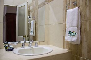 Hotel Victoria Plaza