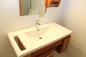 LEBON Appart Hotel