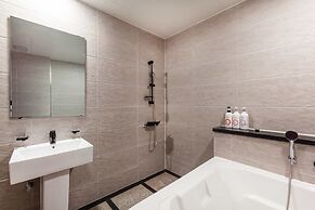 Hotel Bath