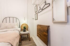 Klong House Hostel