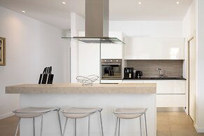 Acadia Beach Villas & Apartments, Slatine