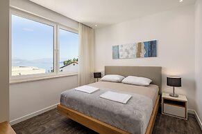 Acadia Beach Villas & Apartments, Slatine