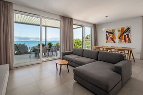 Acadia Beach Villas & Apartments, Slatine