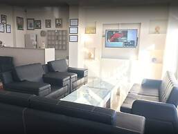 Harakani Hotel