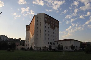 Sim-er Hotel
