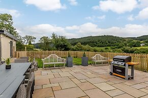 The Grousemoor Country House