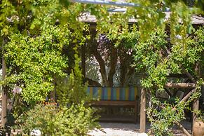 Dimitra Apartment Hotel