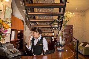 Hotel Tikary