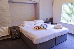 Potbank Aparthotel