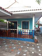 Poopreaw Resort