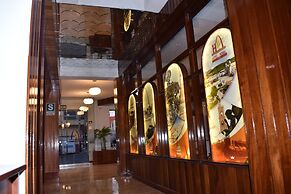 Hotel Royal Inn