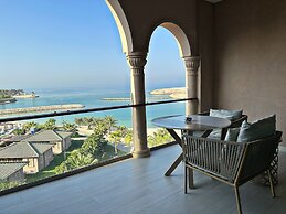 Royal Saray Resort