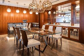 Royal Saray Resort