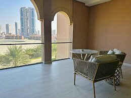 Royal Saray Resort